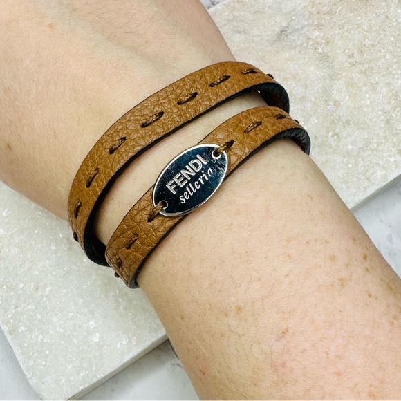 EUC Vintage Fendi Brown Oval ID Selleria Double Wrap Leather Bracelet